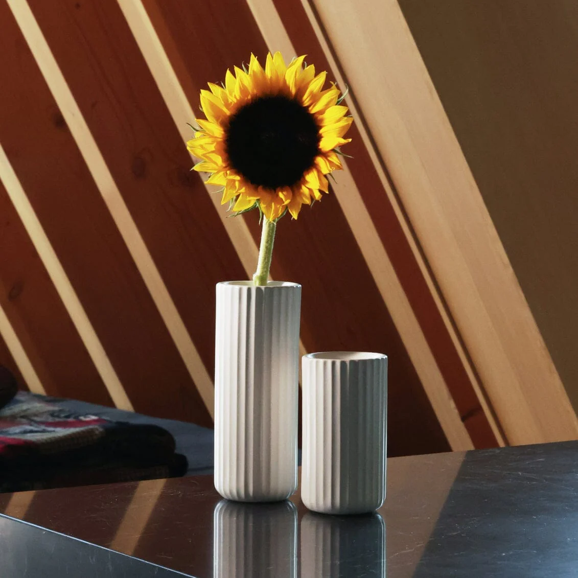 Short Bud Vase - Image 17