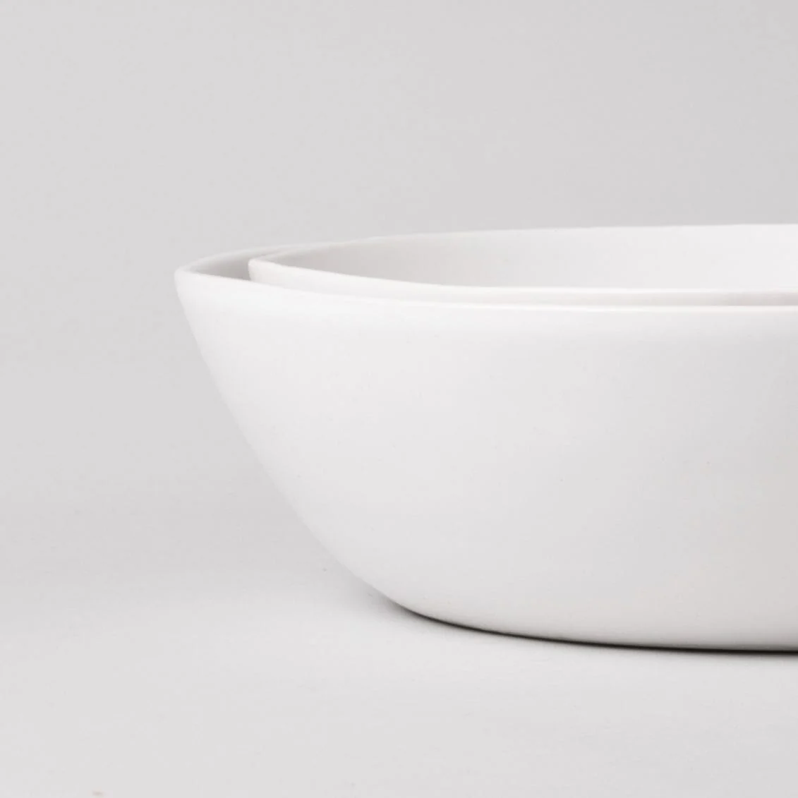 Low Serving Bowls - Image 12